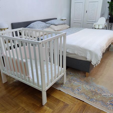 Allomas Apartman Будапеща Екстериор снимка